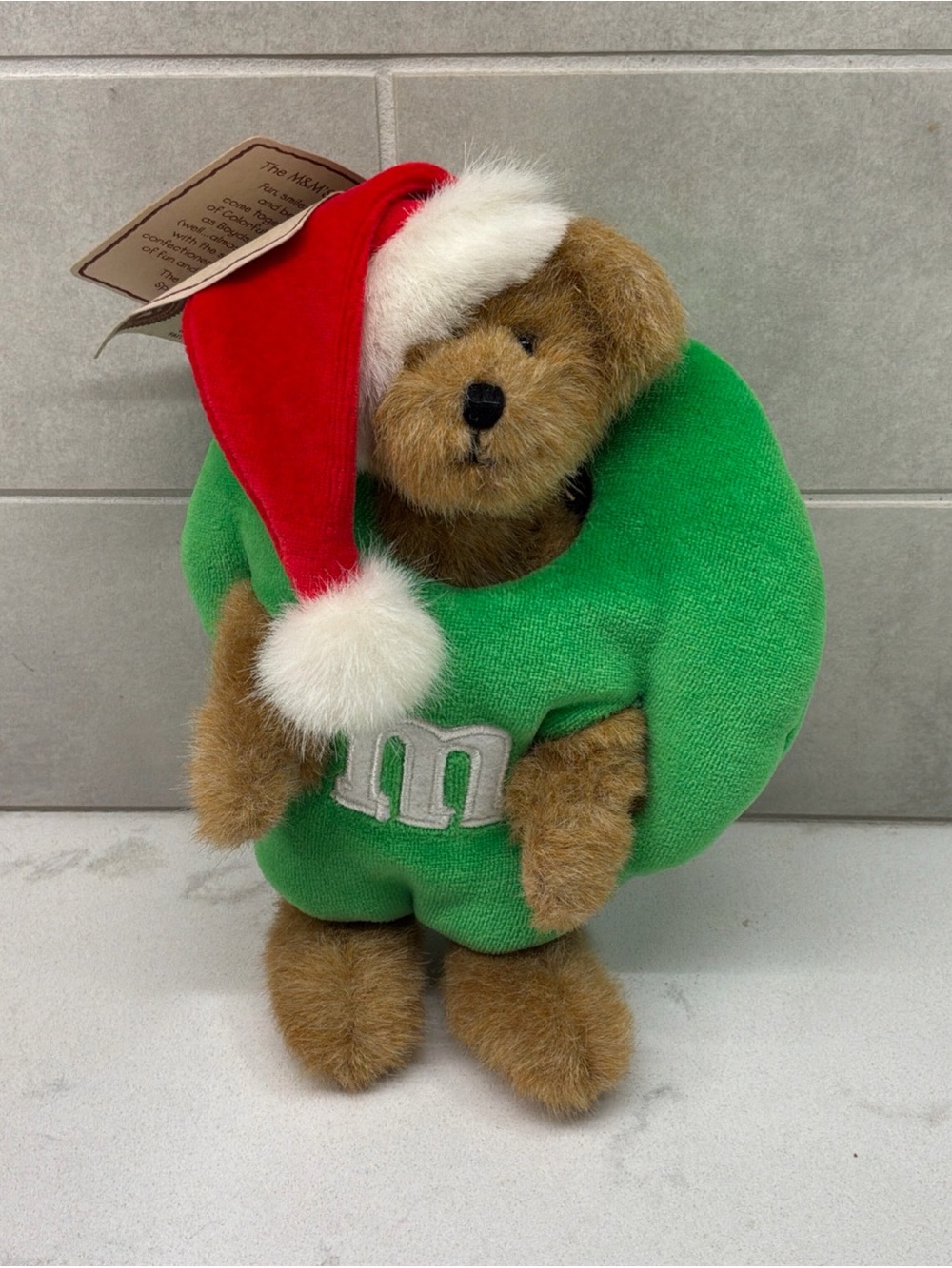 NWT Boyd’s Bear Green M&M Bear with Santa Hat Plush Hoho Kringlekeeper